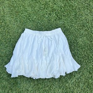 Aakaa Elegant White Skirt